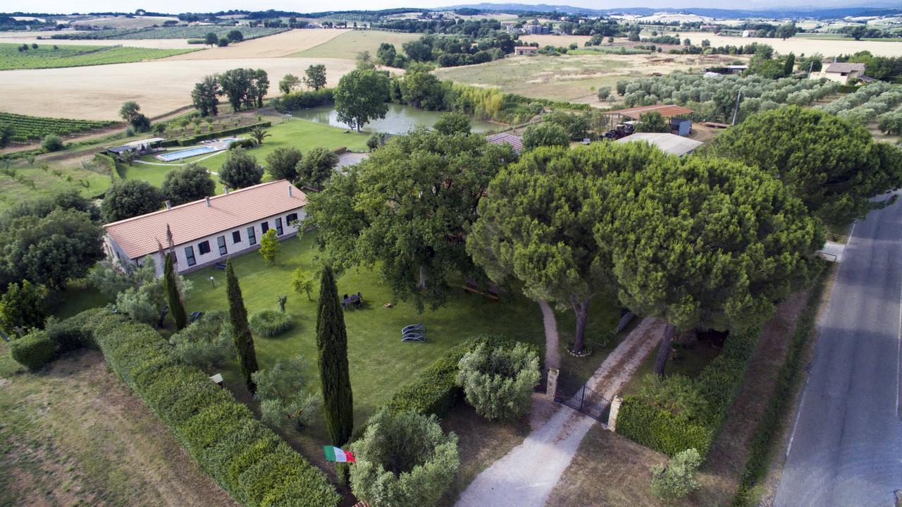 Agriturismo I Tre Fossi 马利亚诺因托斯卡纳 外观 照片
